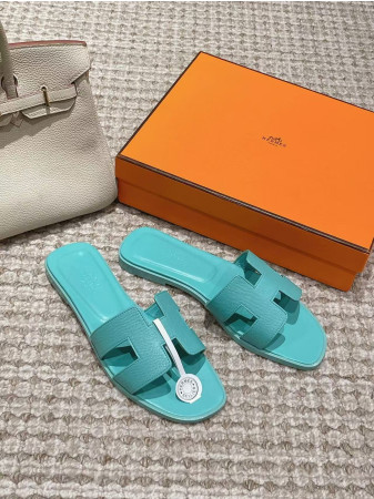 ua H**me5 oran sandal