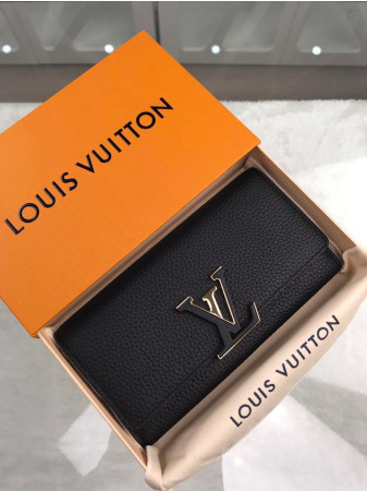 LV CAPUCINES Wallet M61248
