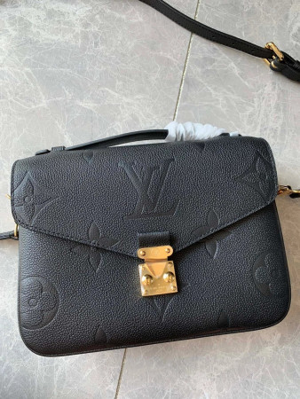 LV POCHETTE METIS M59211