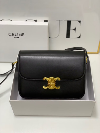 Ce**e triomphe bag 22x16.5x7cm