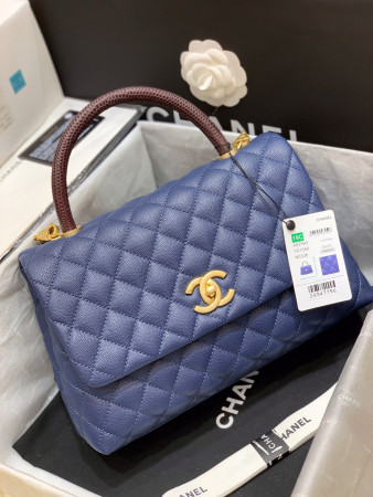 Ch*el coco handle bag medium 28cm