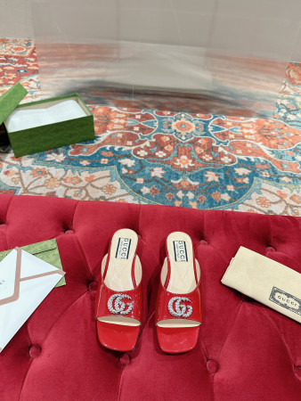 UA WOMEN'S DOUBLE G SLIDE SANDAL Red