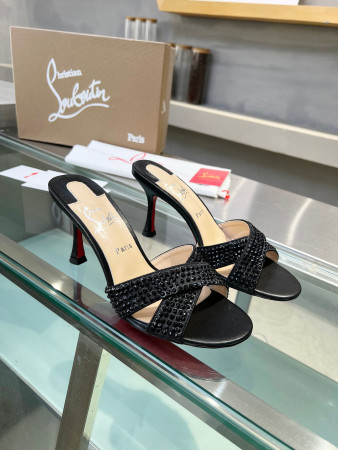 ua ch**an louboutin cl red-botT0m shoes