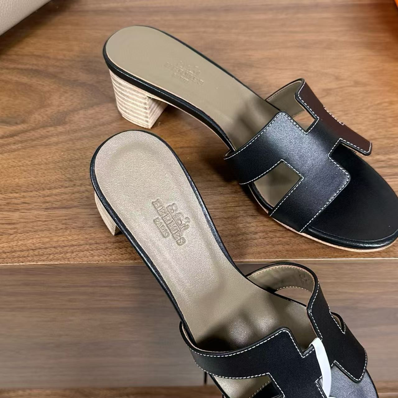 ua H**me5 oasis sandal