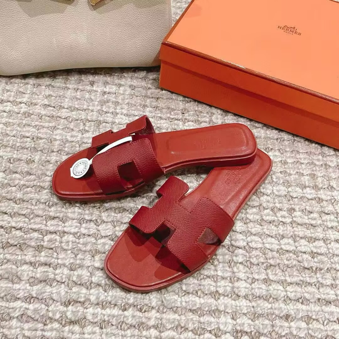 ua H**me5 oran sandal