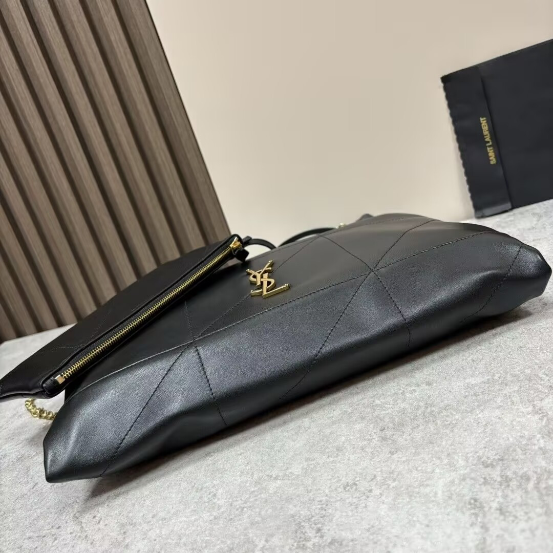 Y*L jamie pochon in lambskin 38x33x2cm