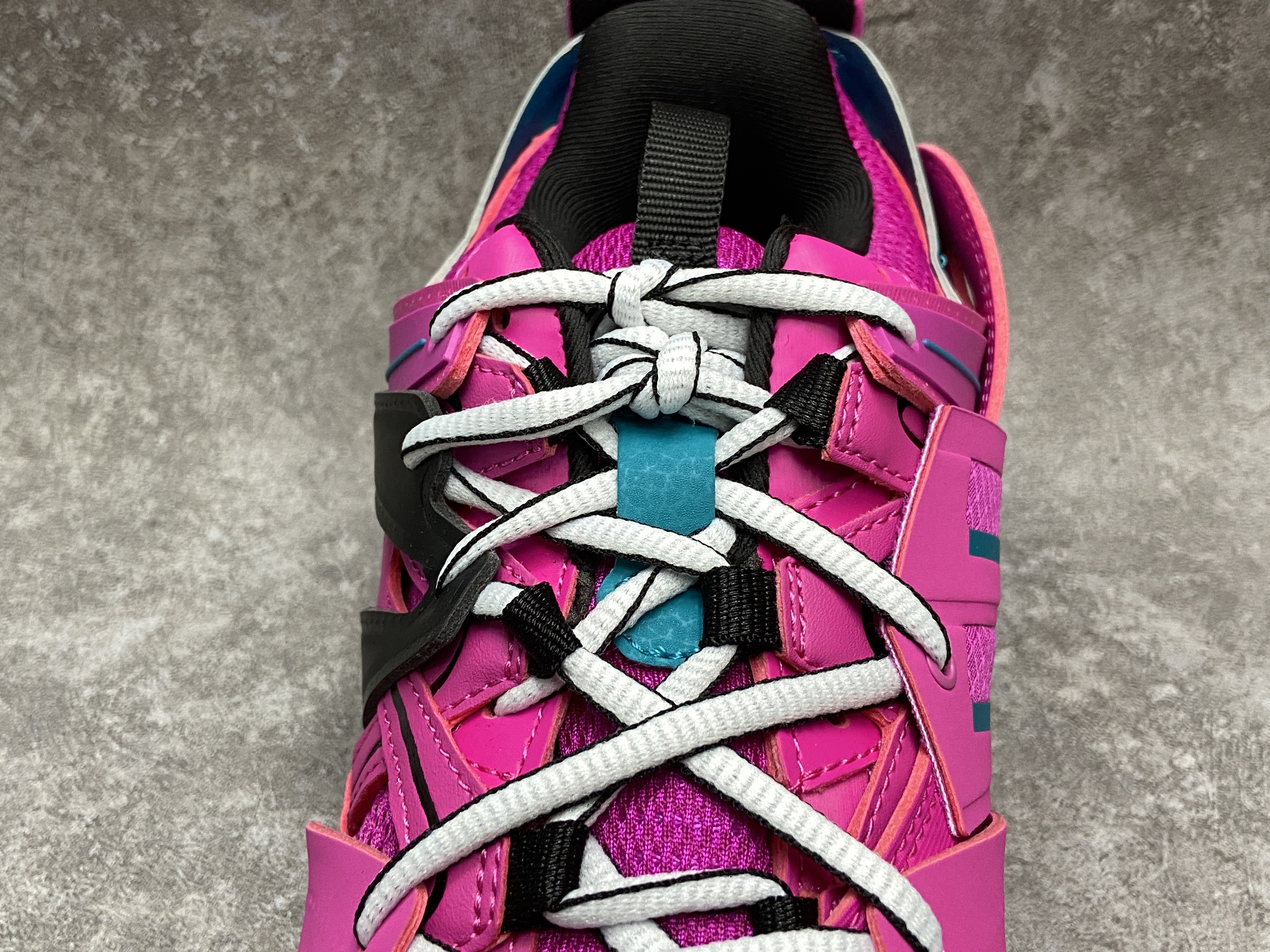 Balenciga Track 3.0 Pink