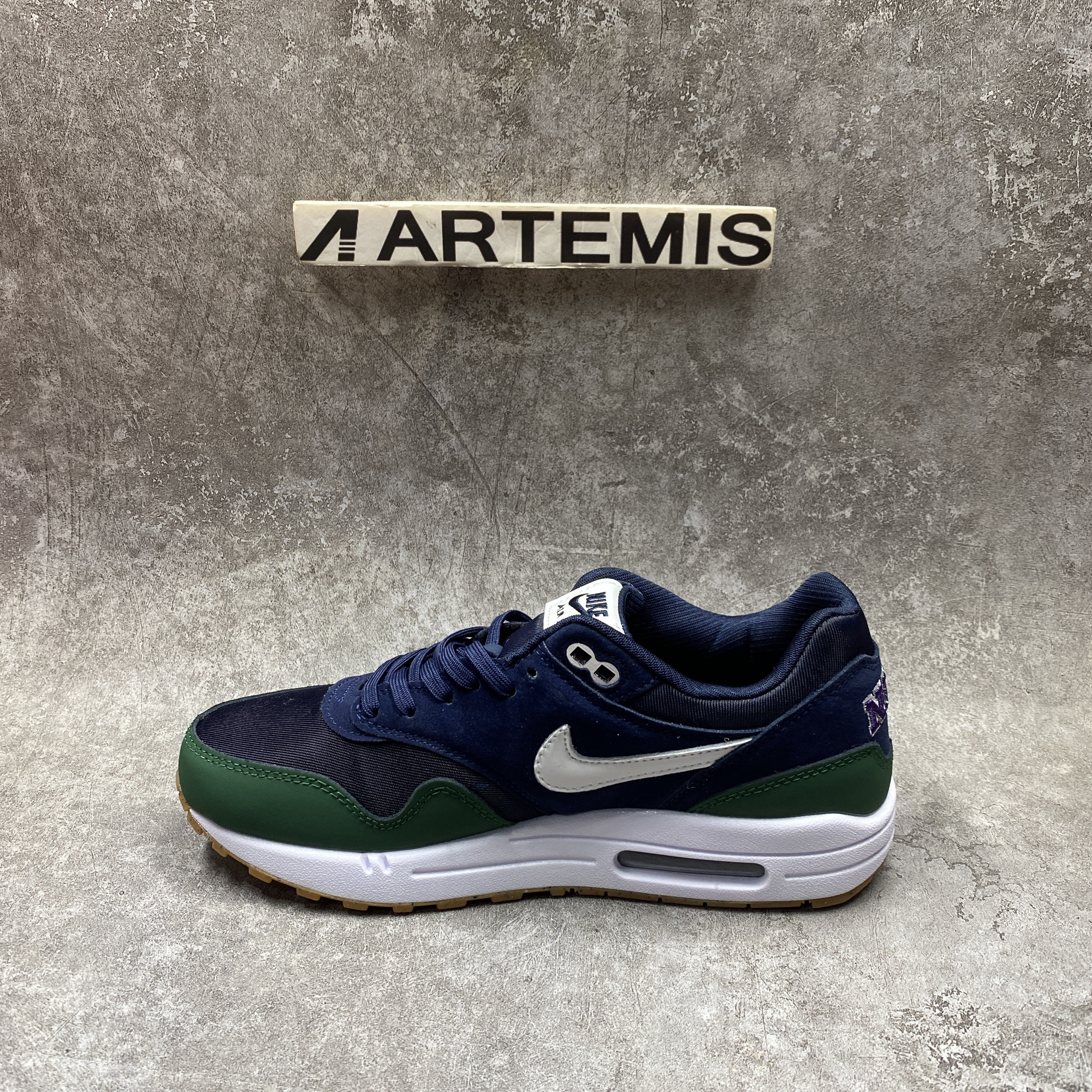 Nike Air Max 1 Obsidian Sneakers