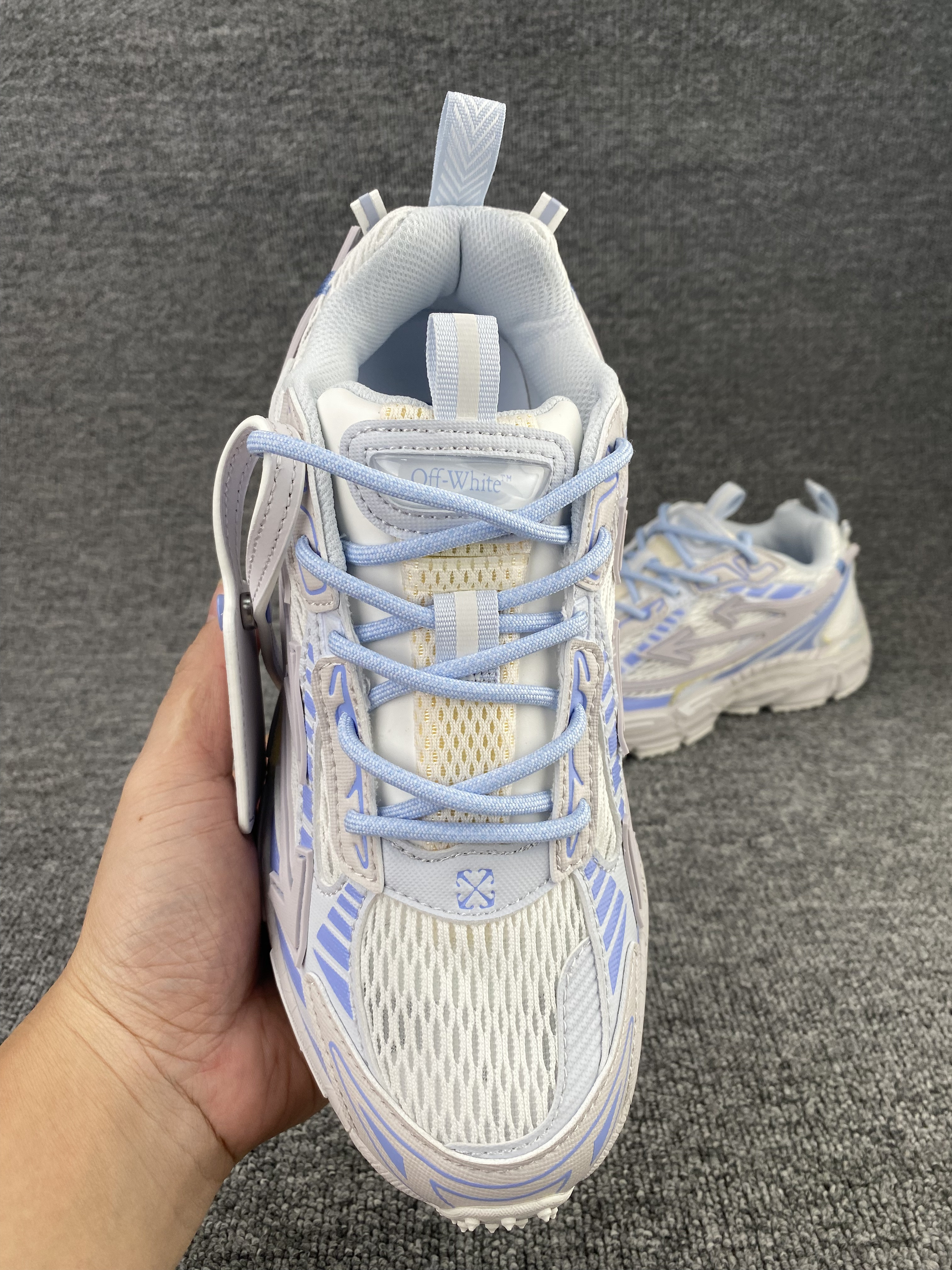 UA Off-White "BE RIGHT BACK"