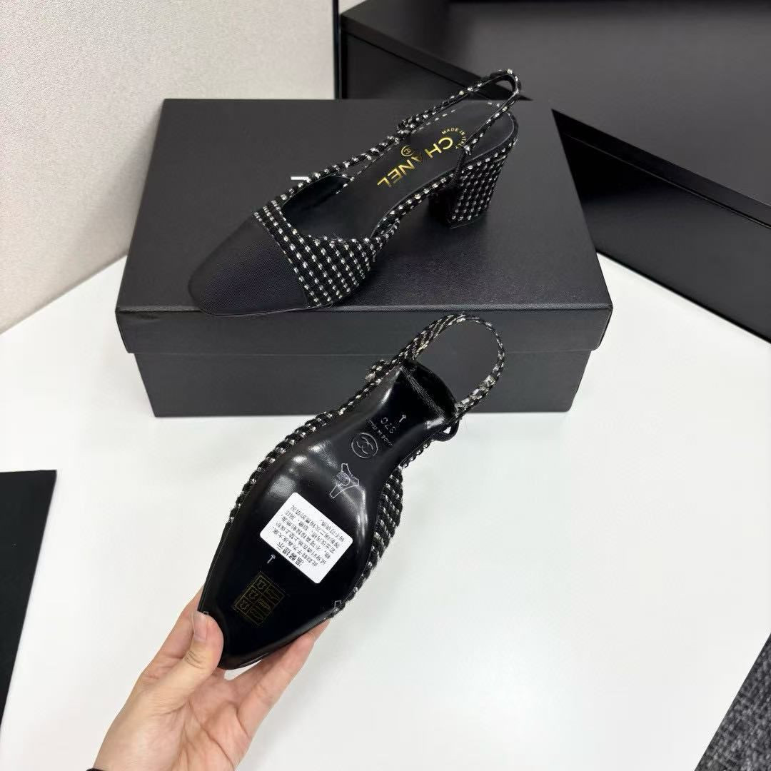 ua Ch*el slingbacks
