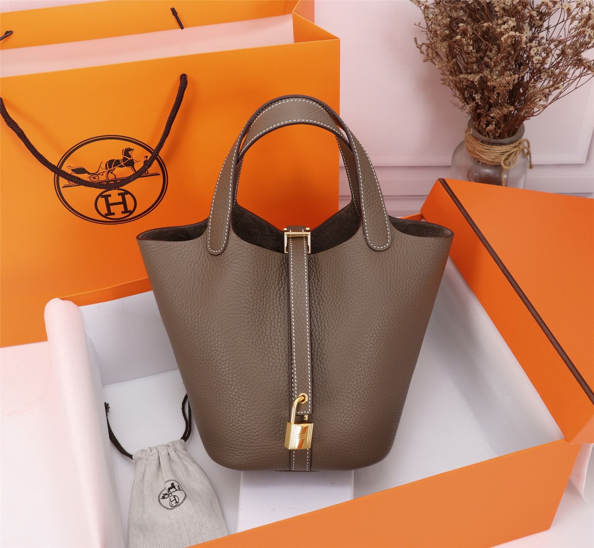 H**me5 picotin 18cm without original box