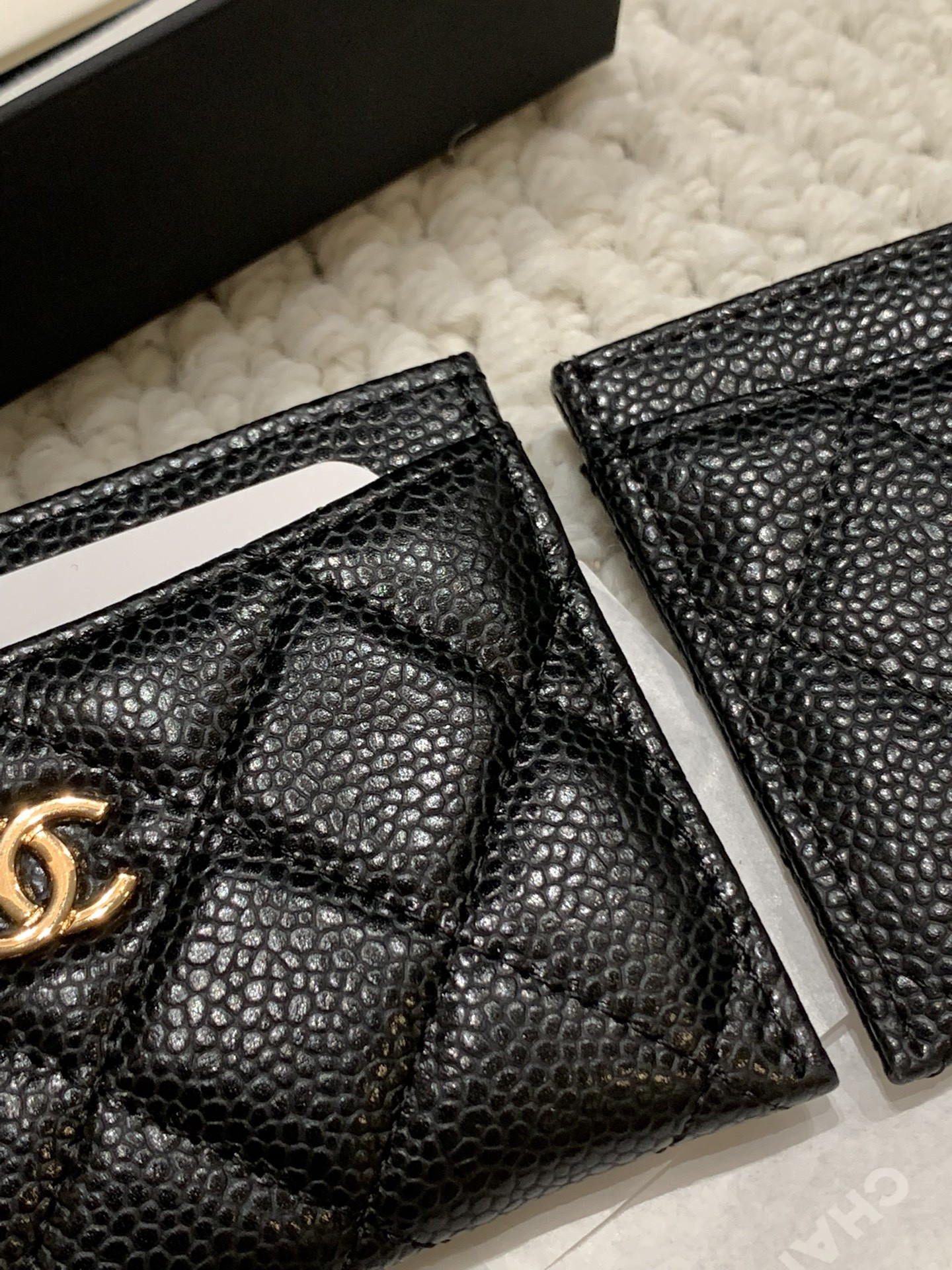 Ch*el card holder 10cm