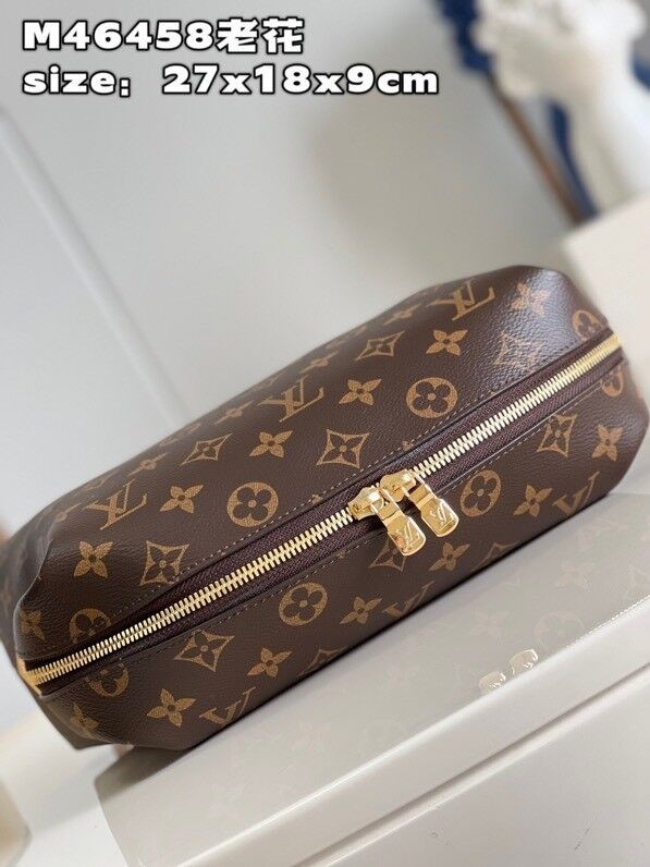 LV Cosmetic Pouch GM M46458 27x18x9cm