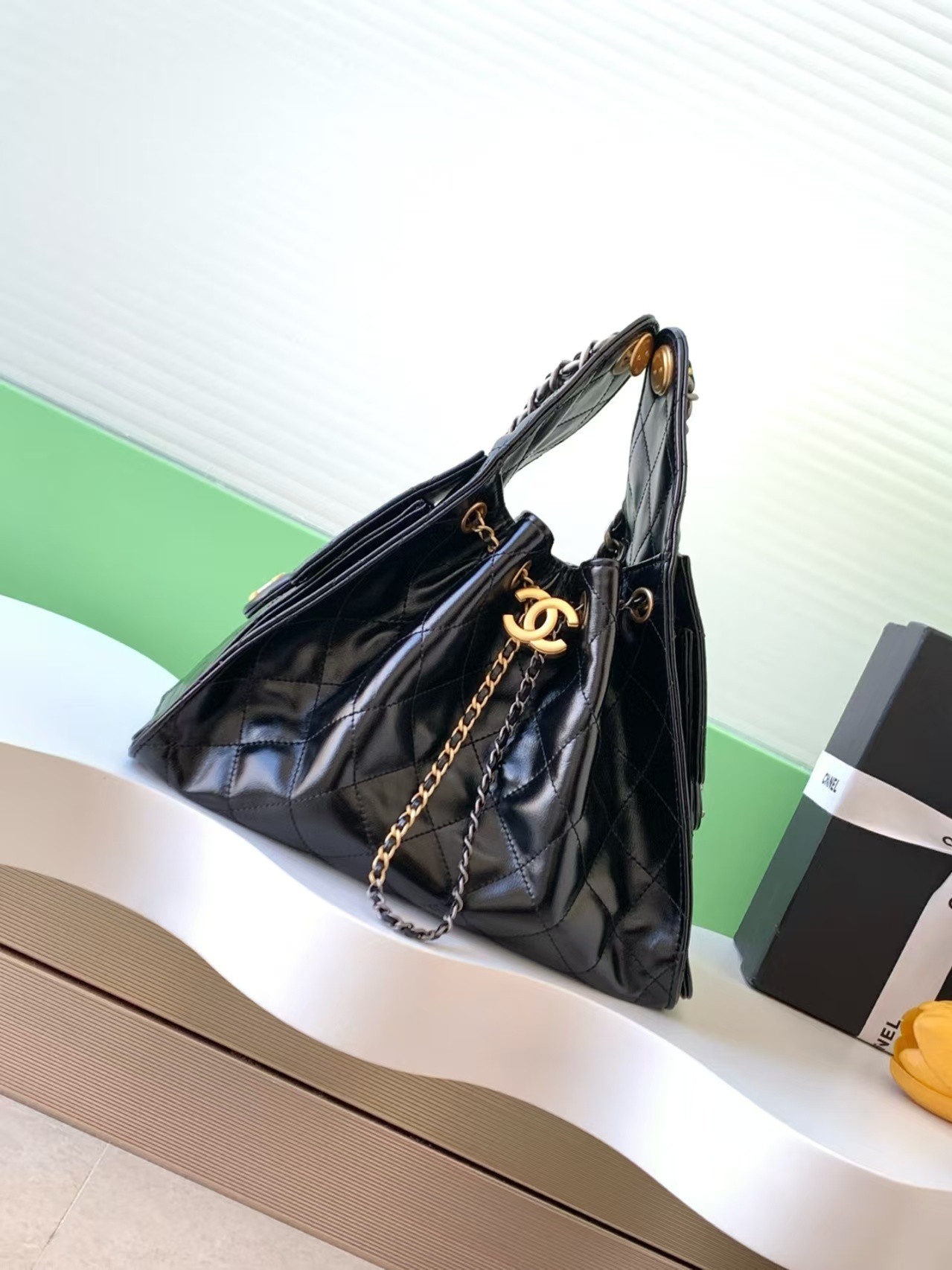 Ch*el 25c bucket bag 30x26x14cm