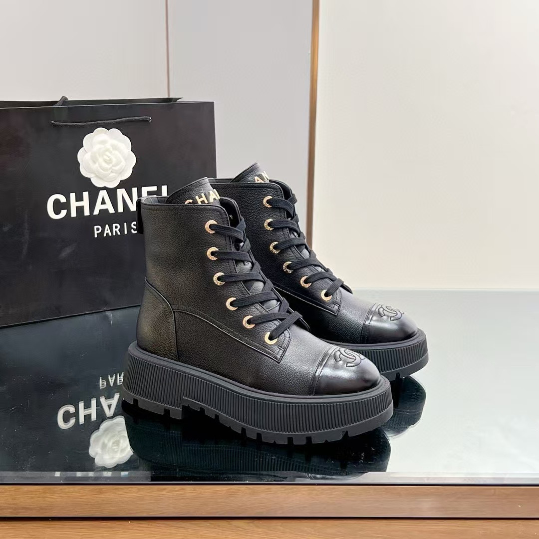 ua Ch*el boots