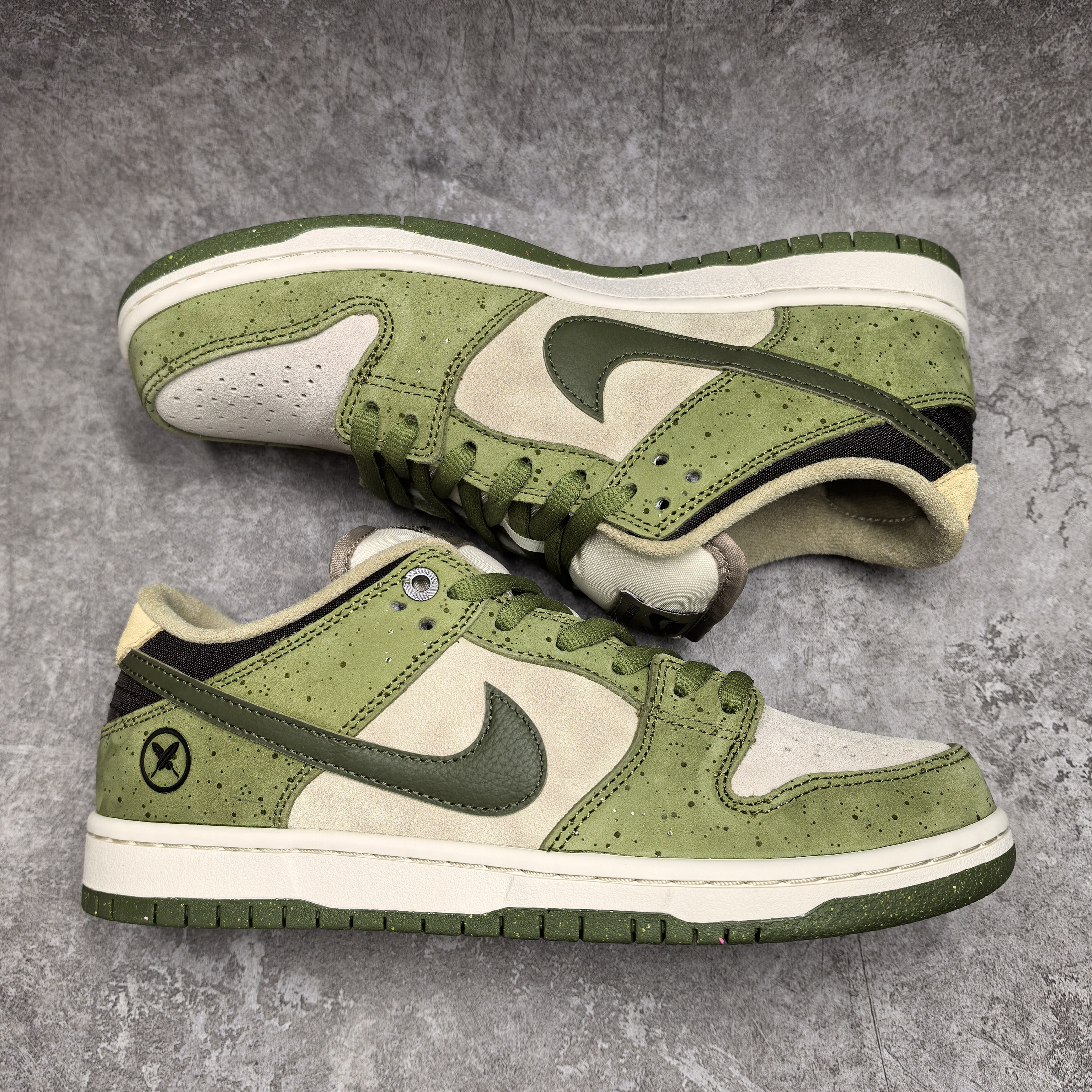 UA Nike SB Dunk Low