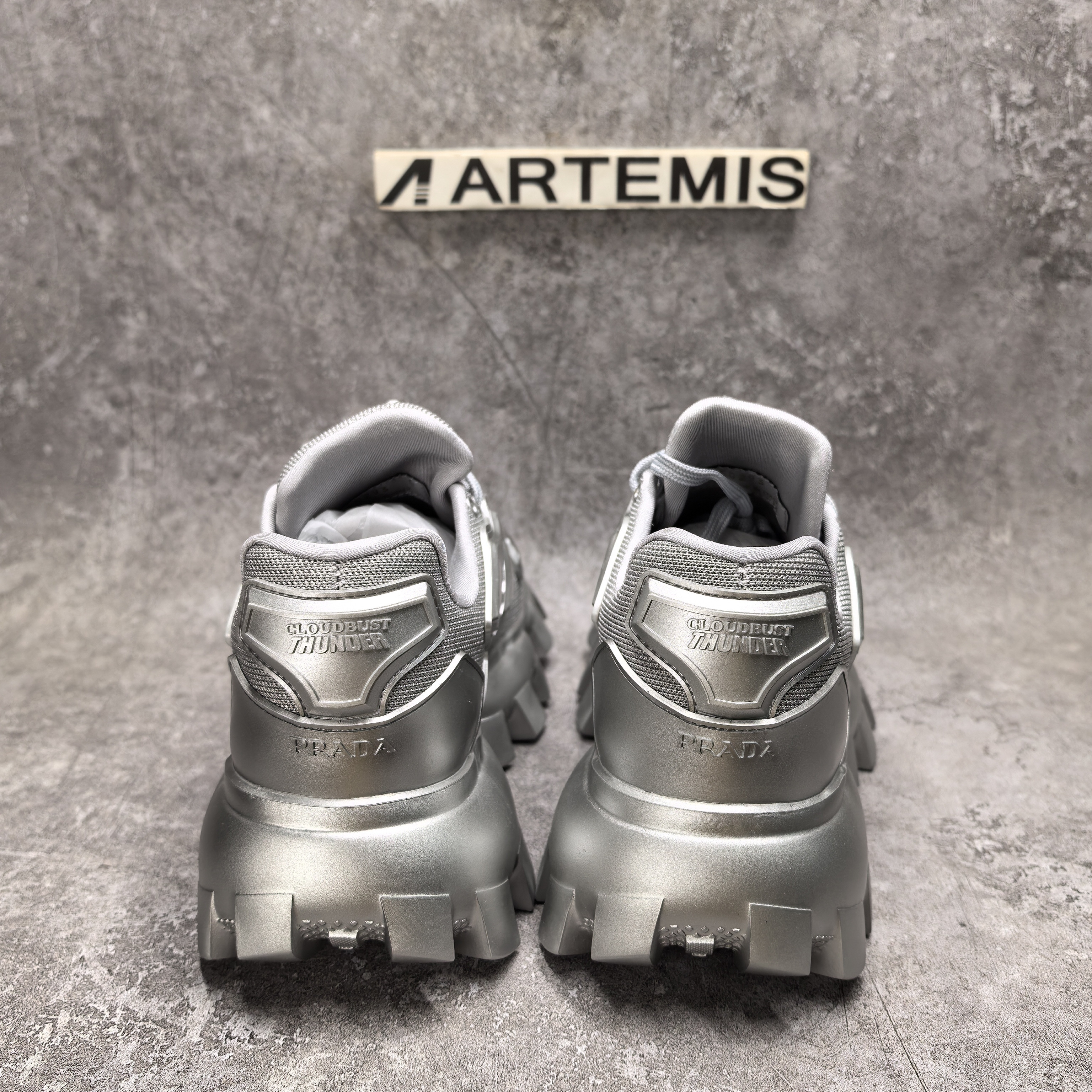 ua Pra*a sneaker
