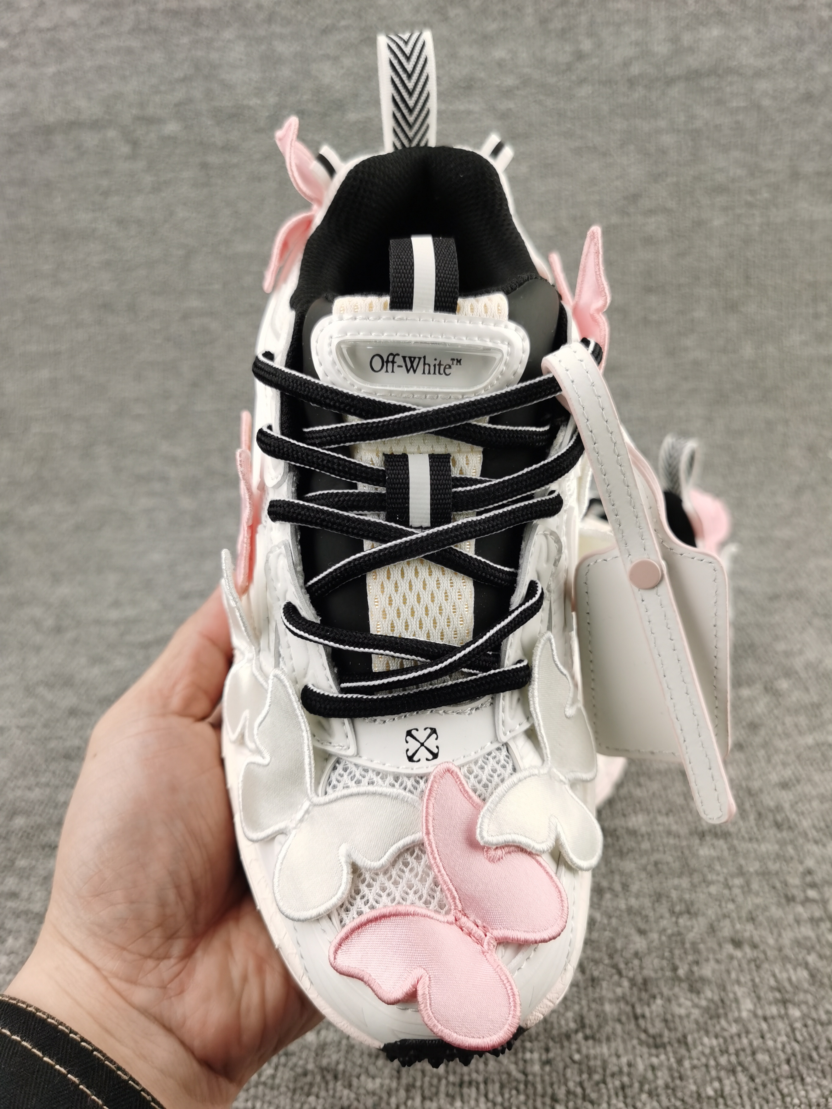 UA Off-White "BE RIGHT BACK"
