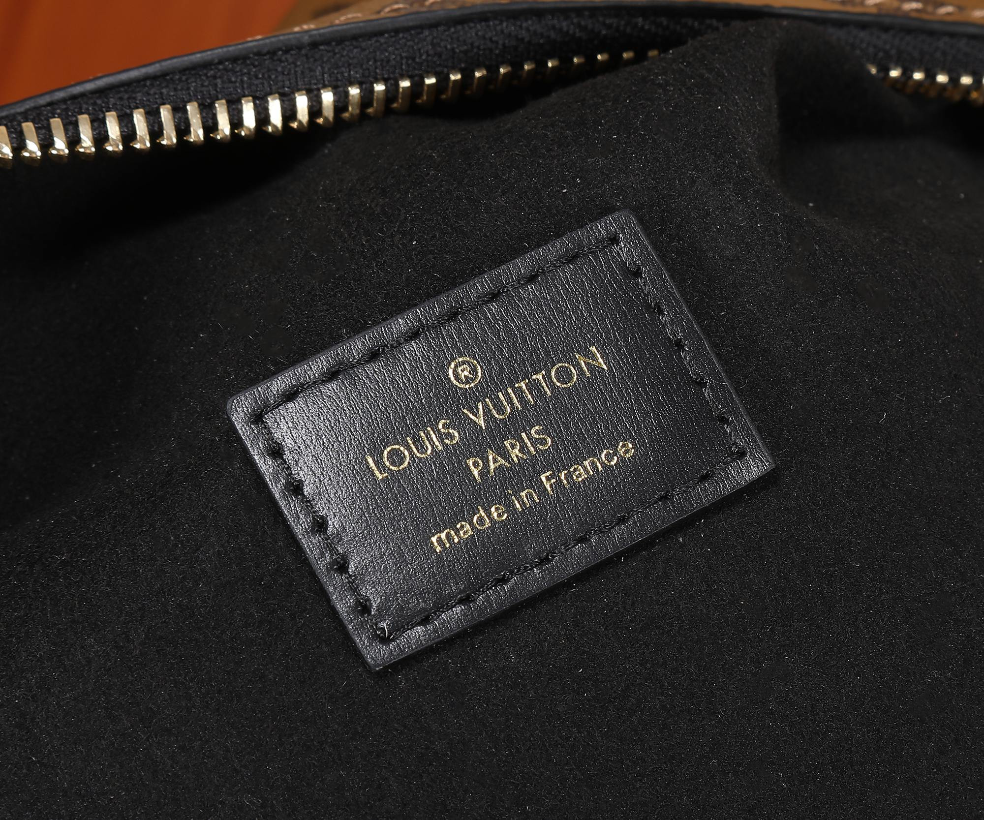 LV Side Trunk MM M46359 8.3 x 5.5 x 2.4 inches