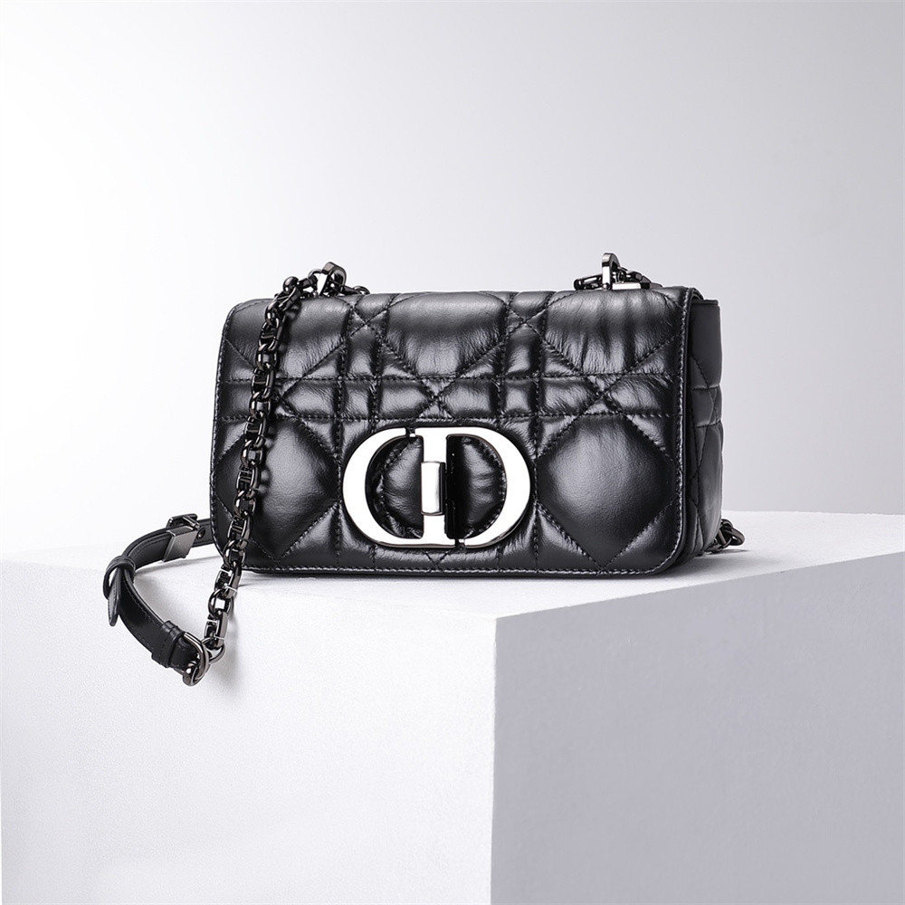 large d*or caro bag black S*pple cannage calfskin with silver hardware 29 x 18 x 10 cm