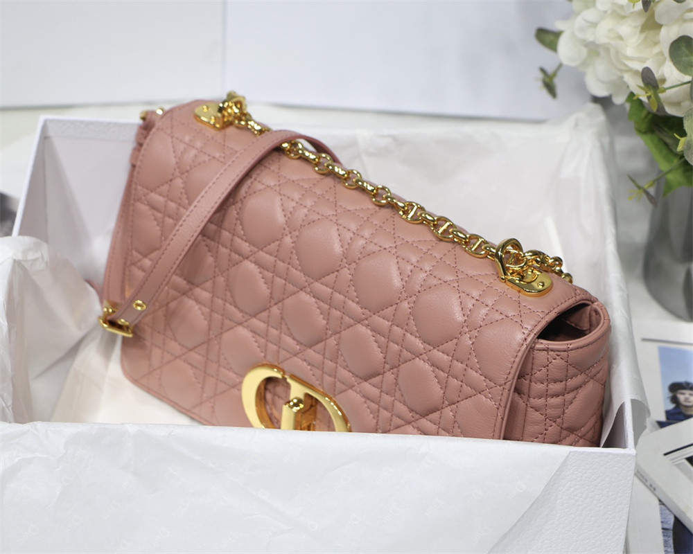 large d*or caro bag pink S*pple cannage calfskin 29 x 18 x 10 cm