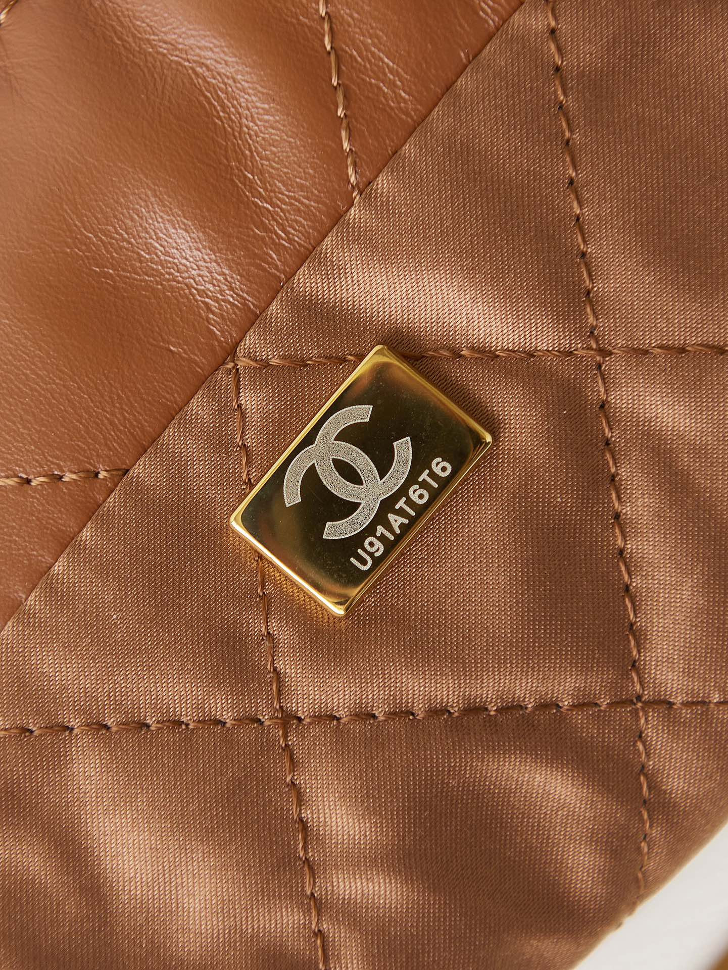 Ch*el 22 mini handbag shiny calfskin brown 7.8 × 7.4 × 2.3 in
