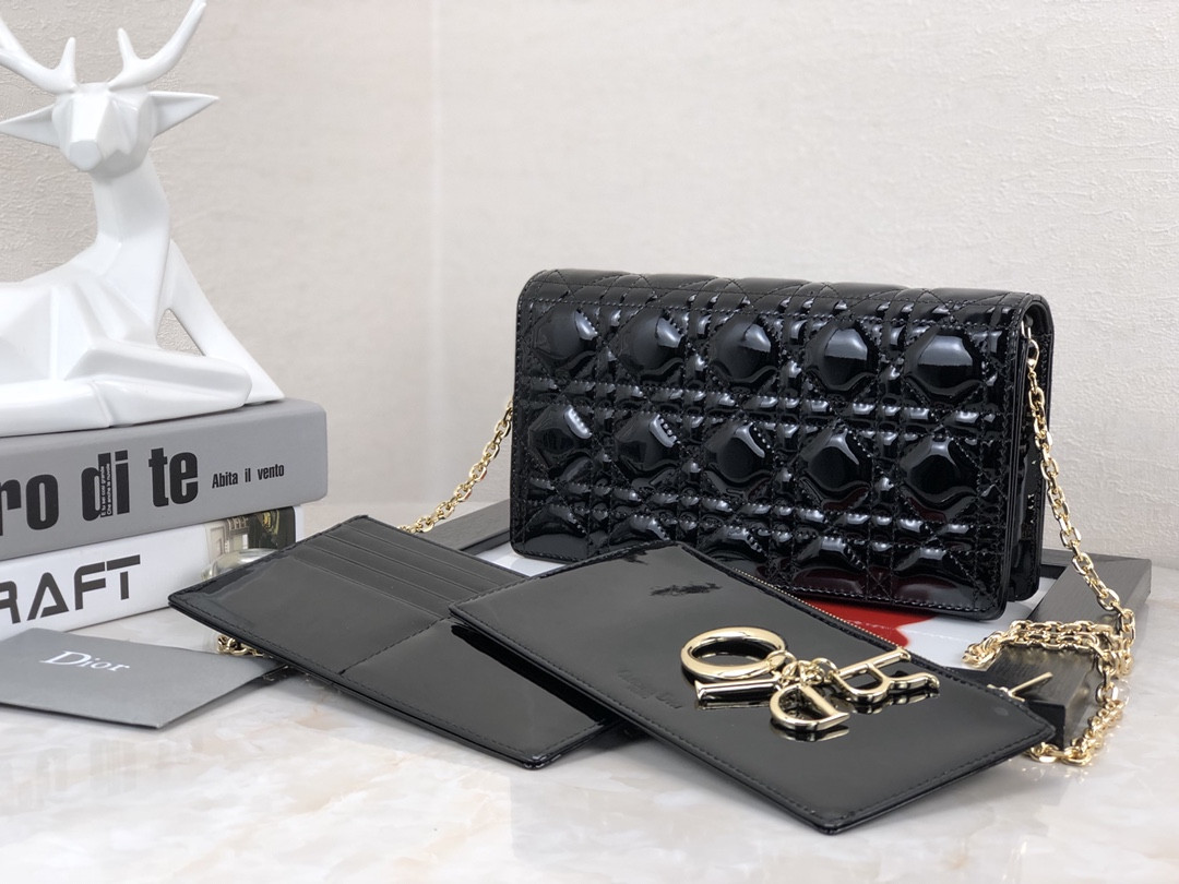 lady D*or pouch  black patent cannage calfskin 8.5 x 4.5 x 1 inches