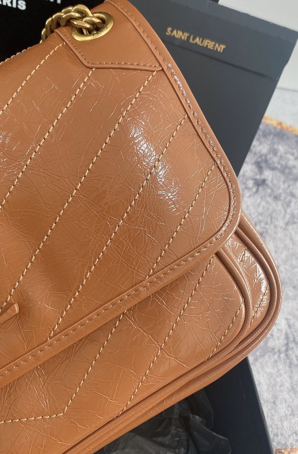 Y*L niki medium in vintage leather light caramel 11 x 7.8 x 3.3 inches