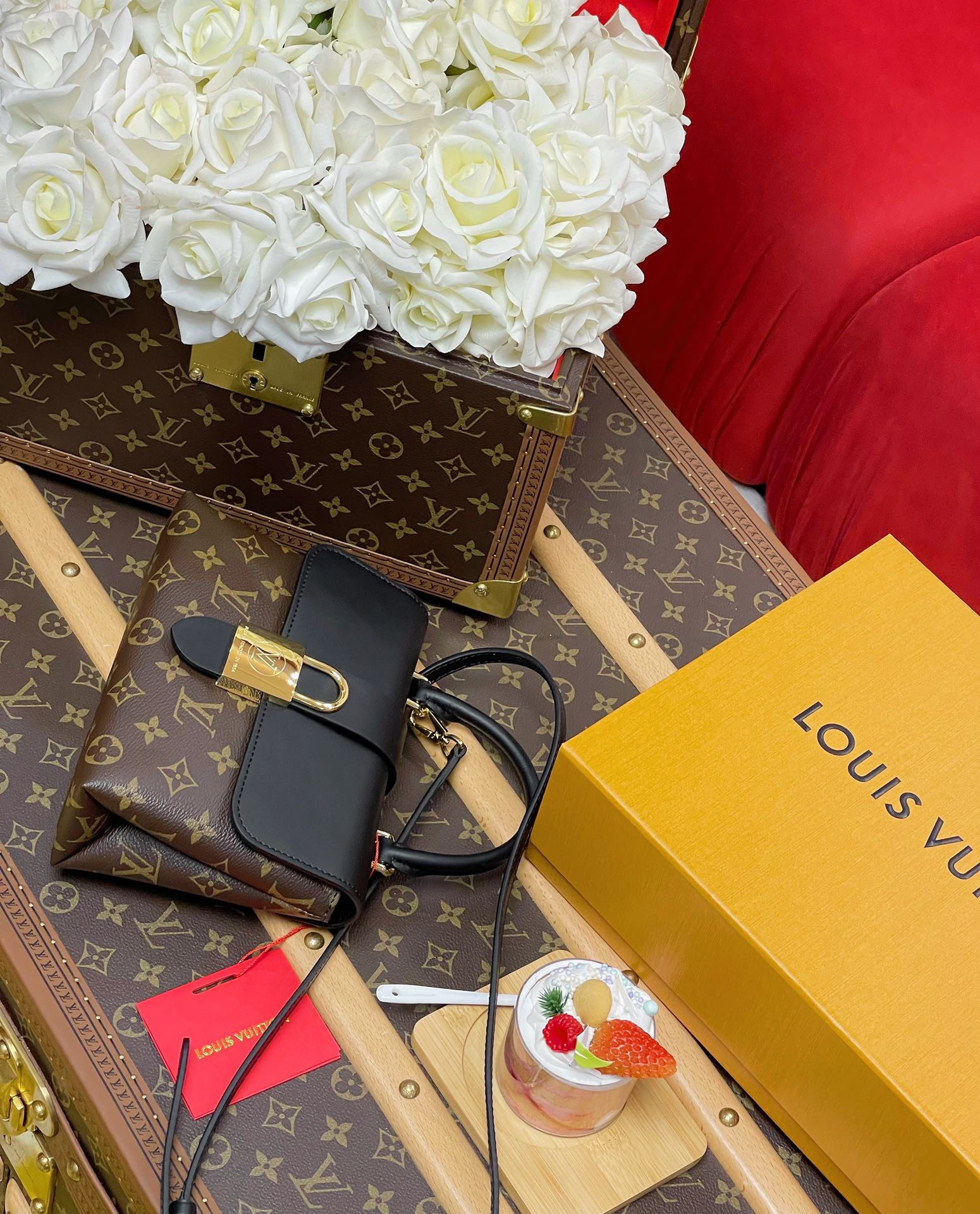 LV Locky BB M44141 7.9 x 6.3 x 3 inches