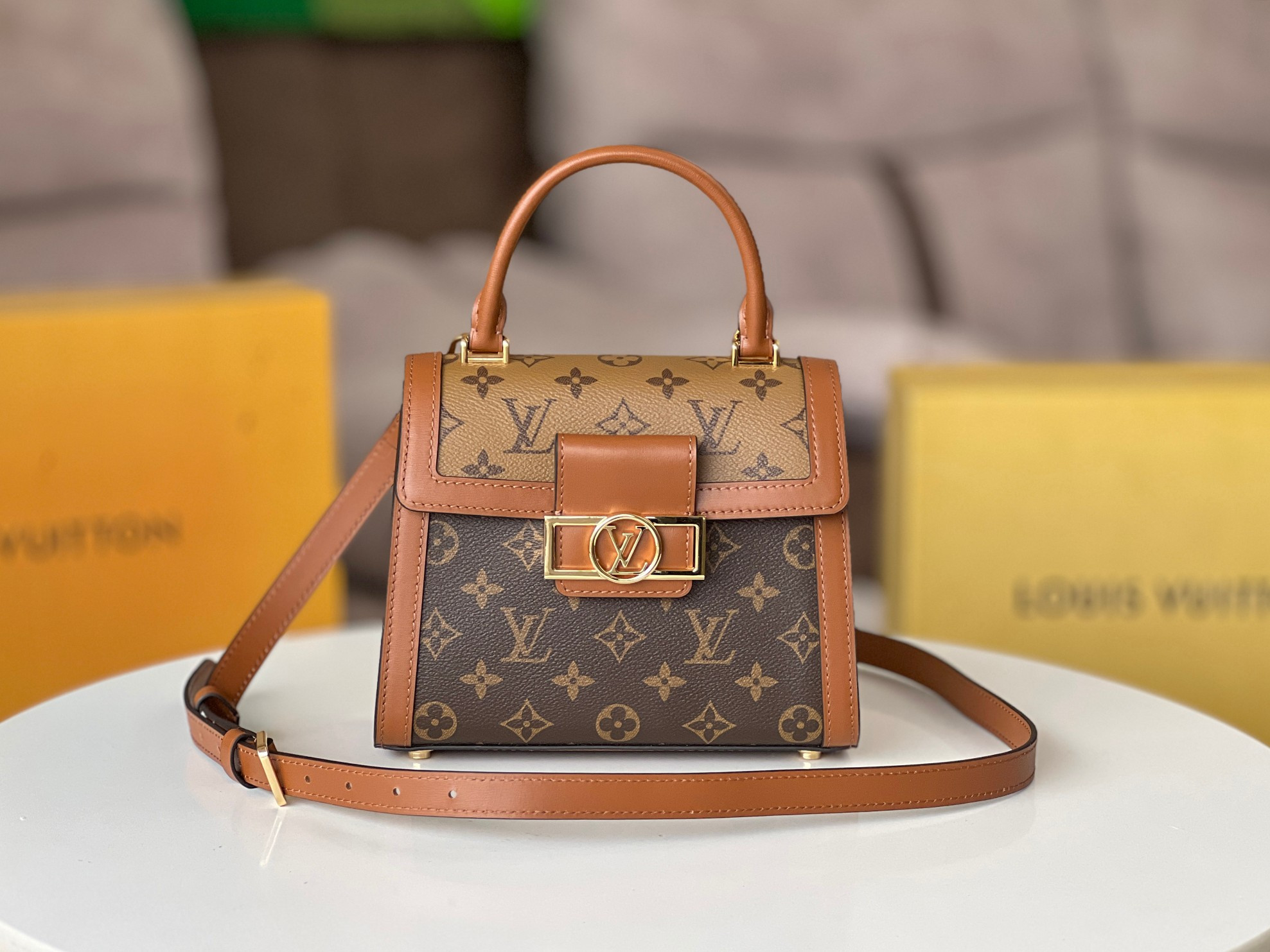 LV M46751 Dauphine Capitale 6.9 x 6.9 x 3.5 inches