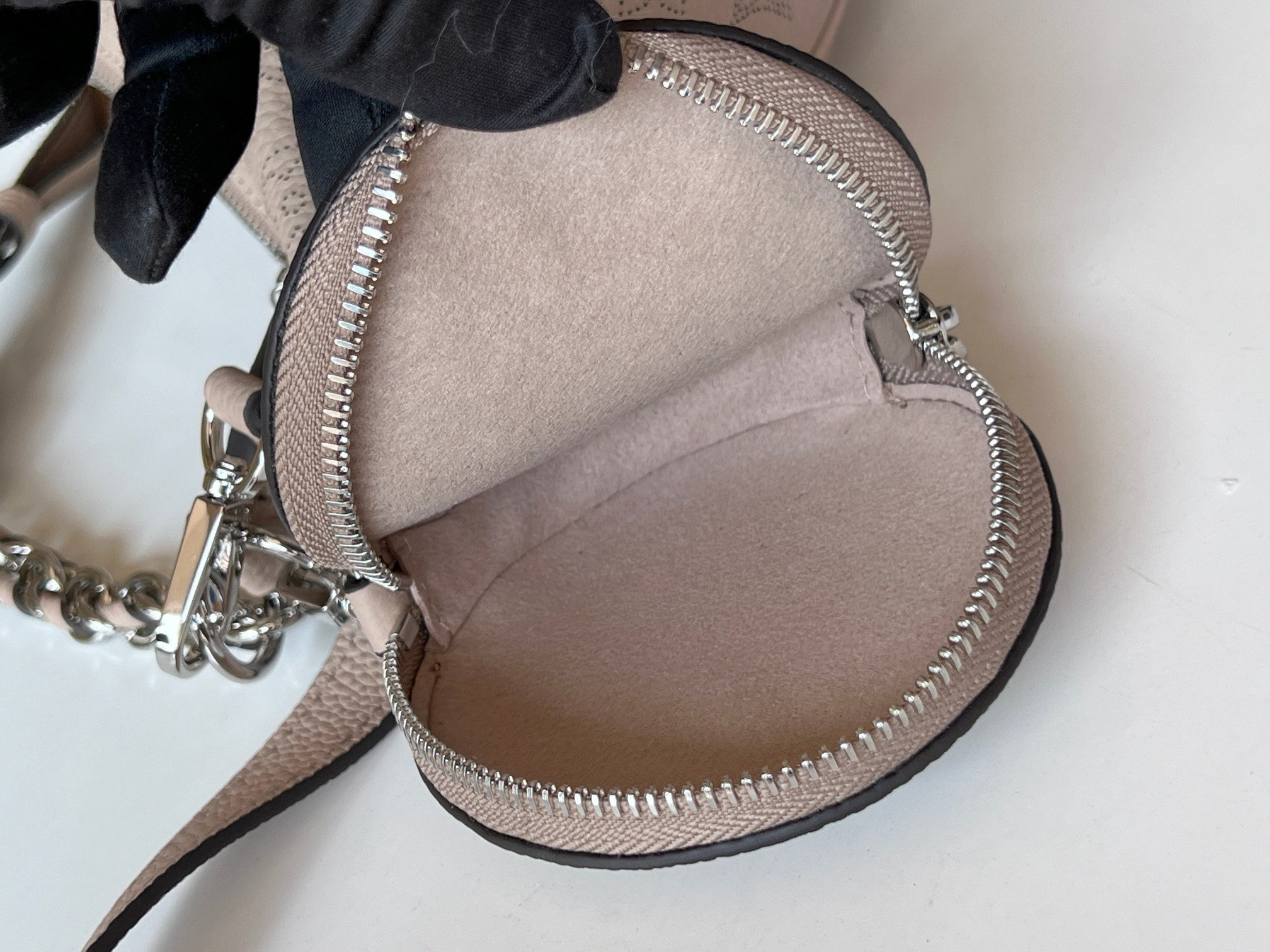 LV M41023 27.5 x 13 x 23.5 CM