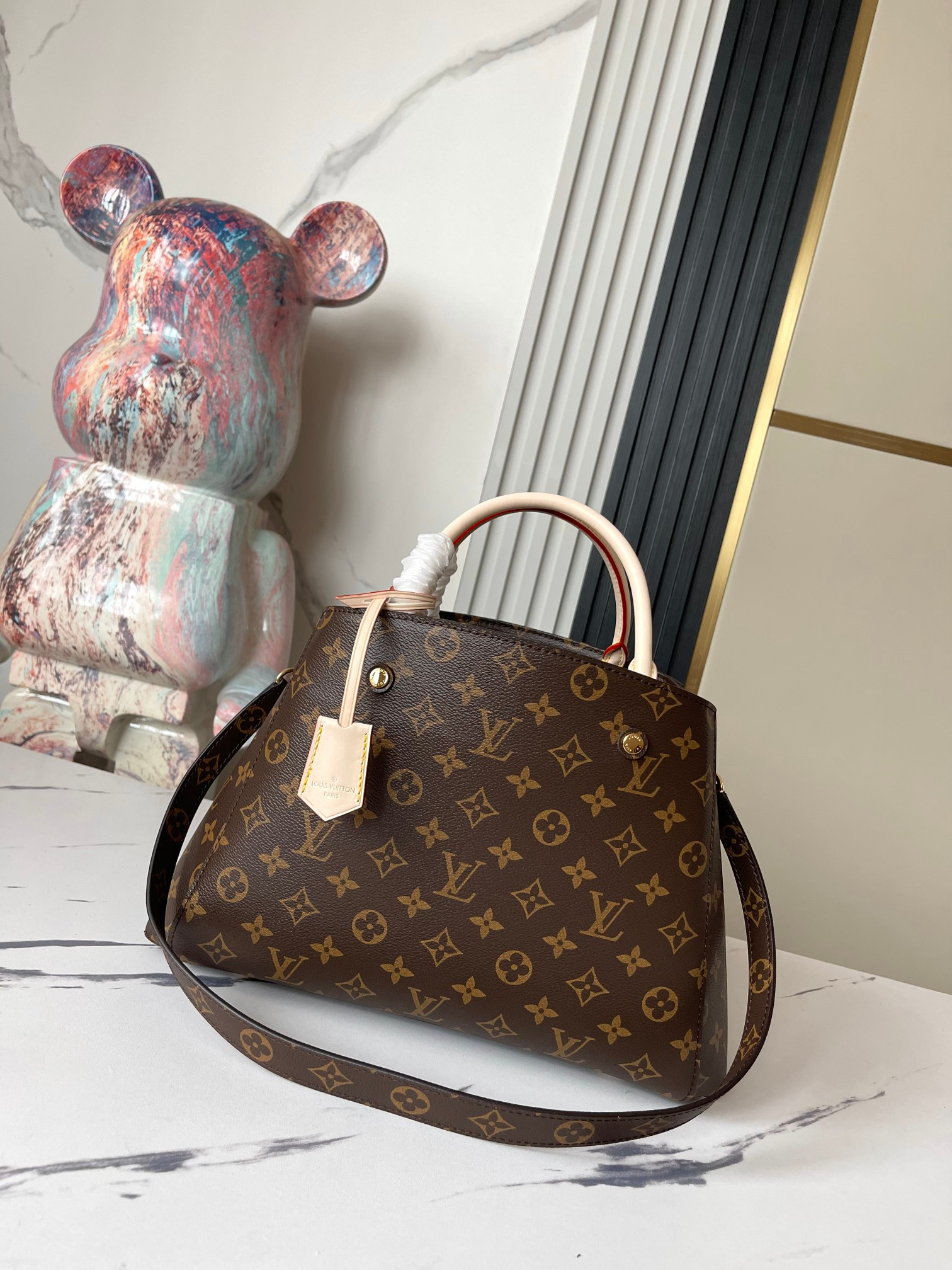 LV M41056  MONTAIGNE BB 29 x 20 x 13 cm