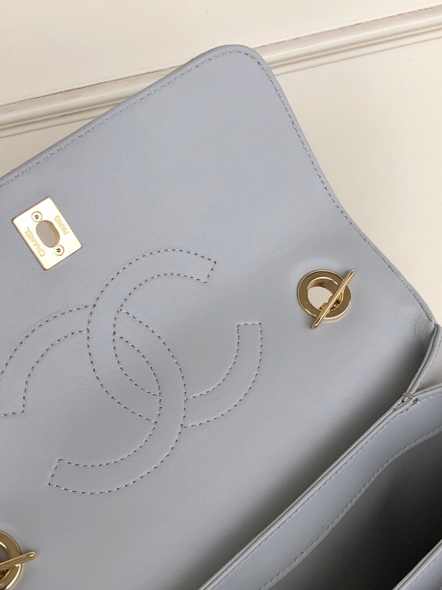 Ch*el flap bag with top handle 6.6 × 9.8 × 4.7 in