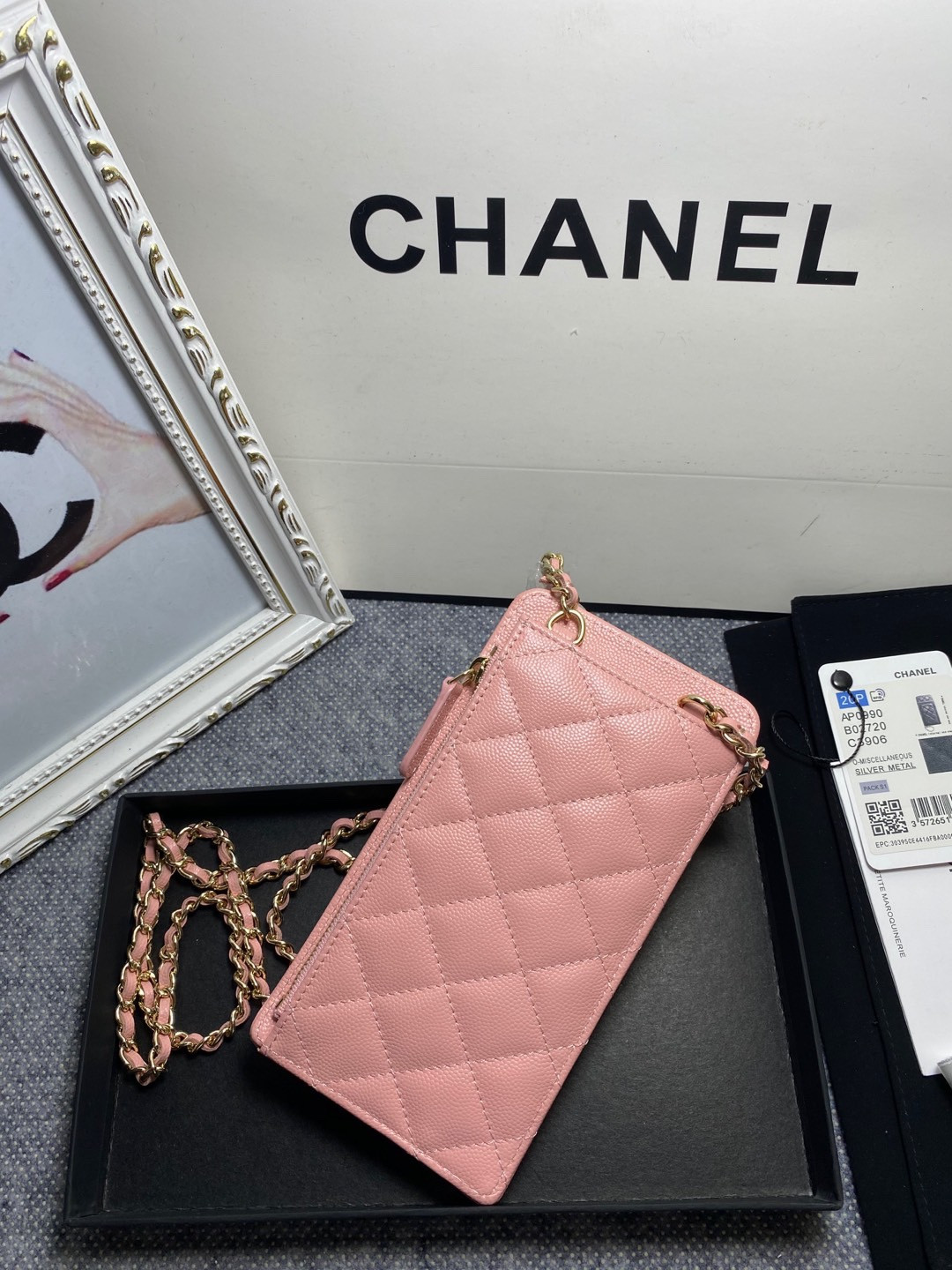 Ch*el long zipped wallet 19-11cm