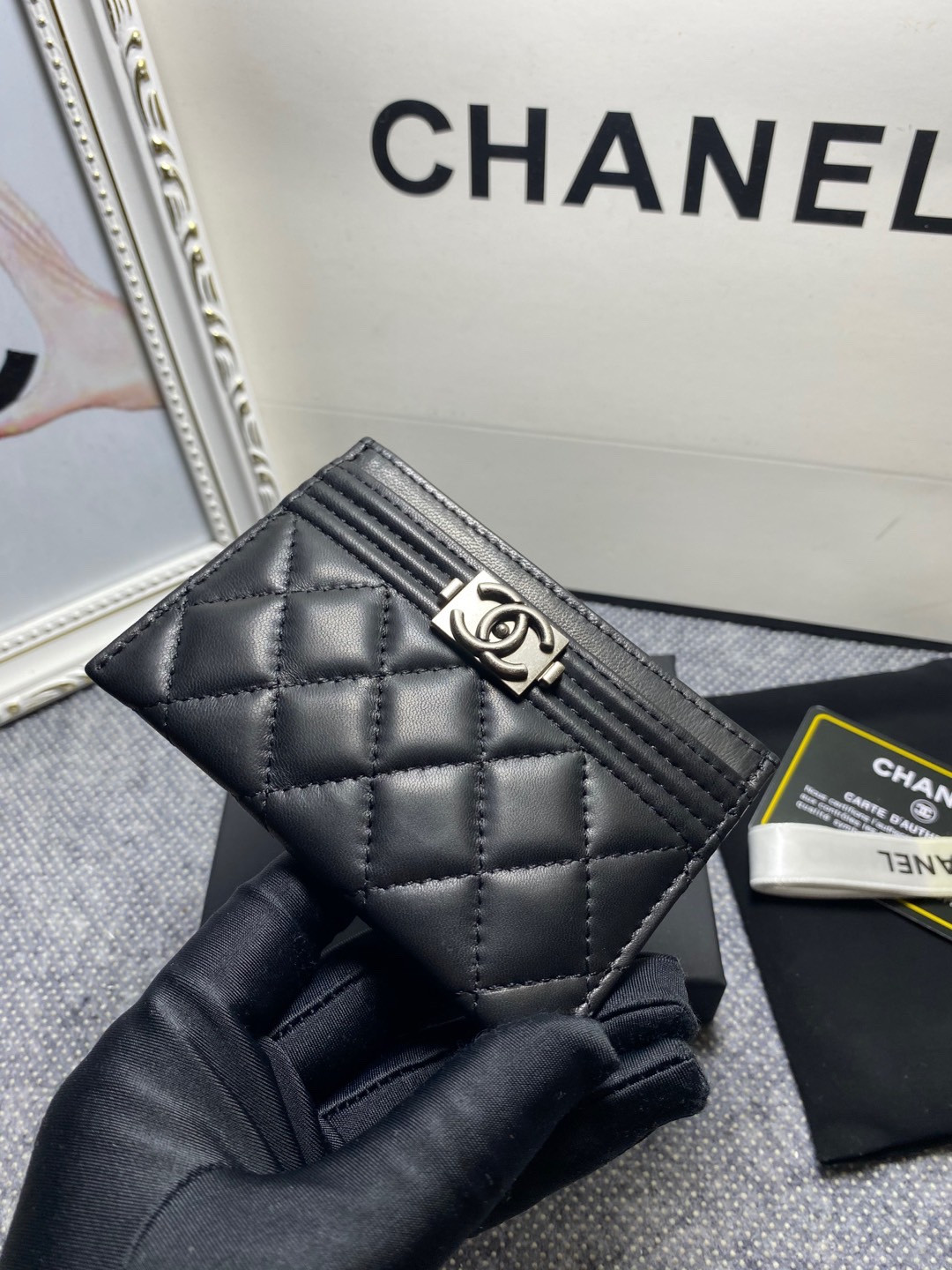 Ch*el card holder 10cm
