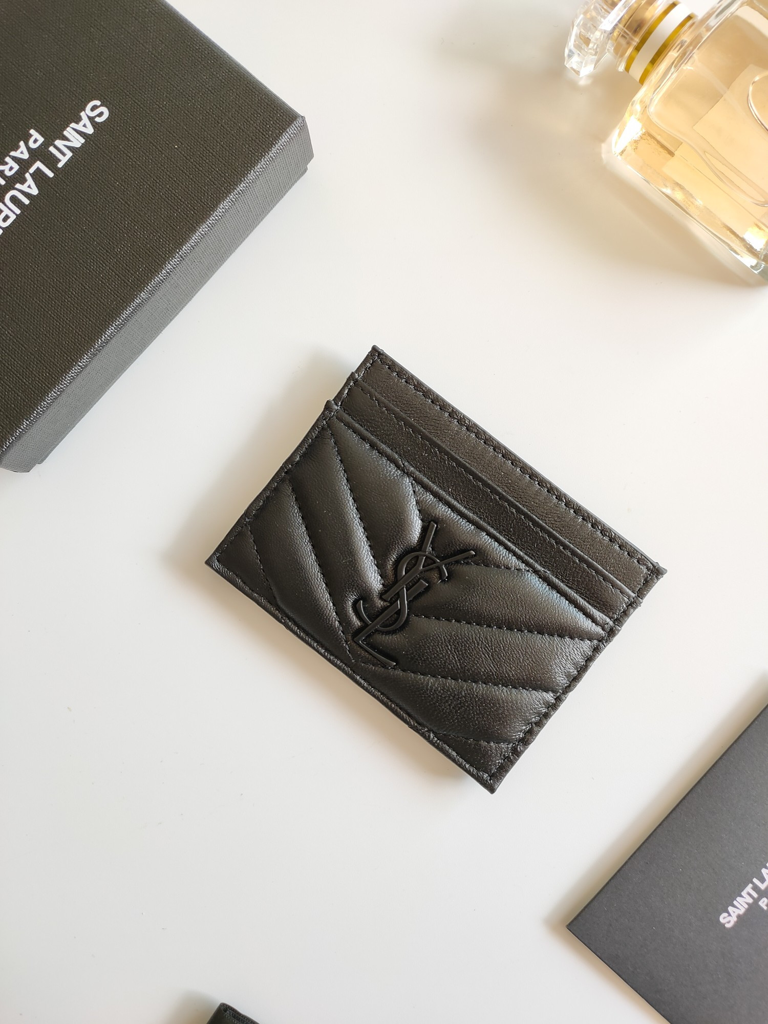 Y*L card holder 10.5×7.5×0.5cm