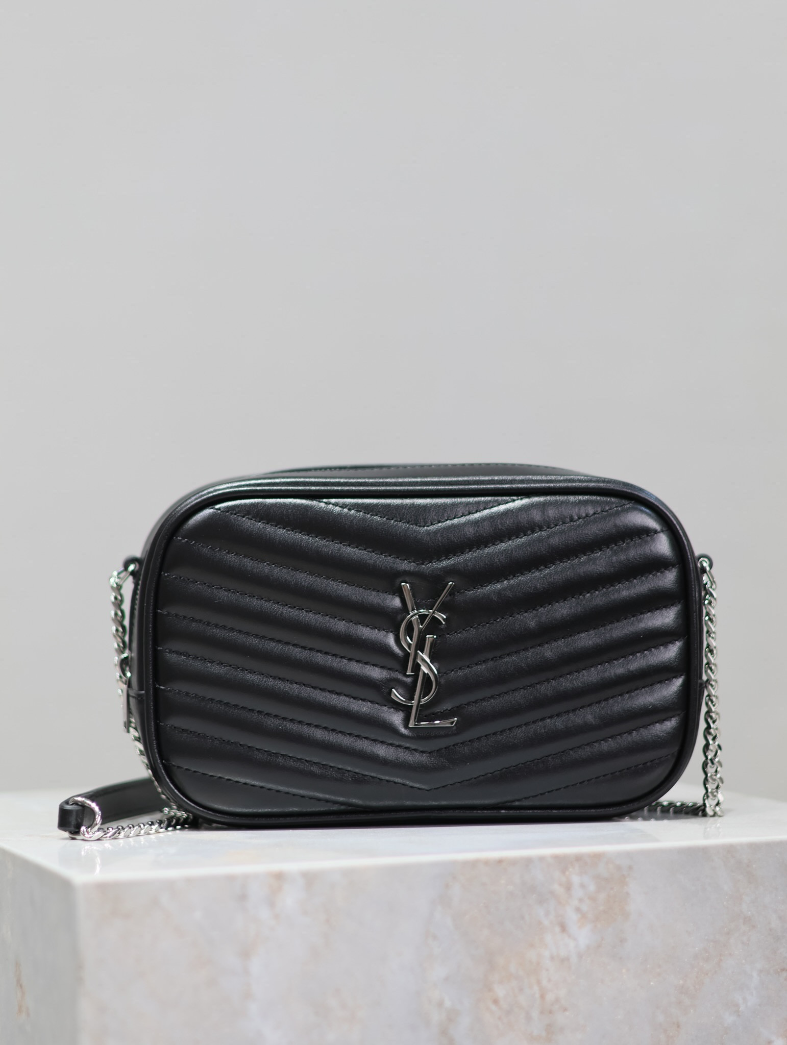 Y*L mini lou in quilted leather 7.5 x 4.1 x 2 inches