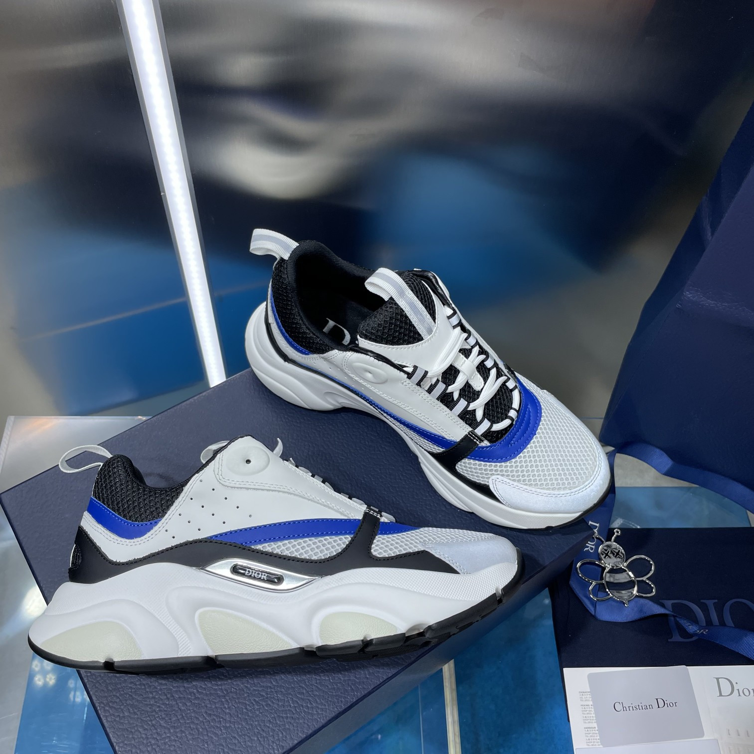 ua D*or b22 white sneaker
