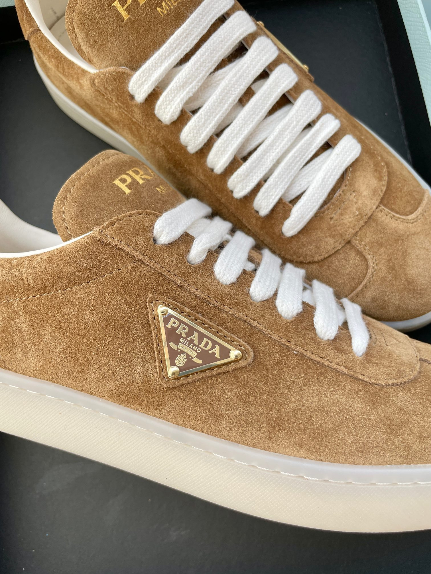 ua Pra*a downtown nappa leather sneakers