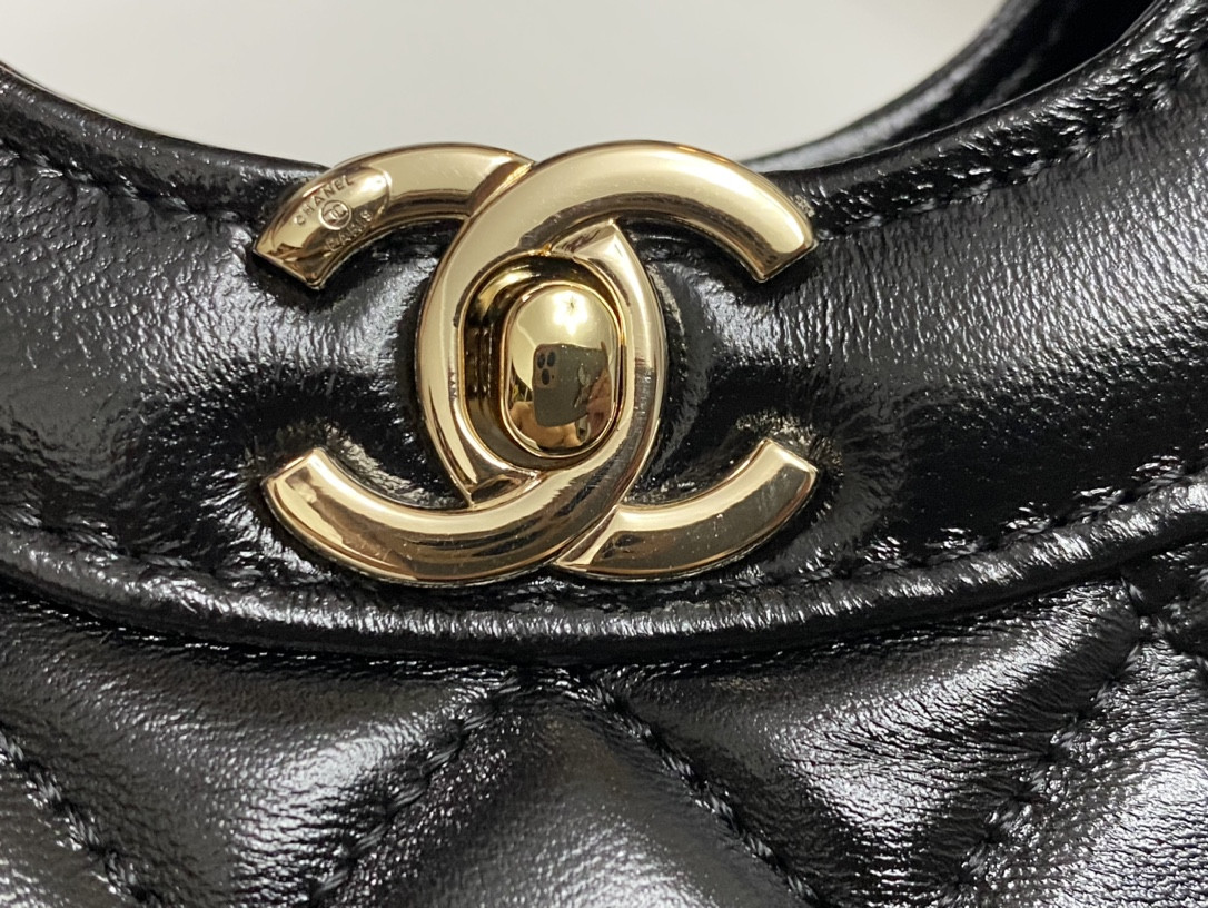 Ch*el mini shopping bag shiny lambskin & gold-tone metal black 22x23x5.5cm