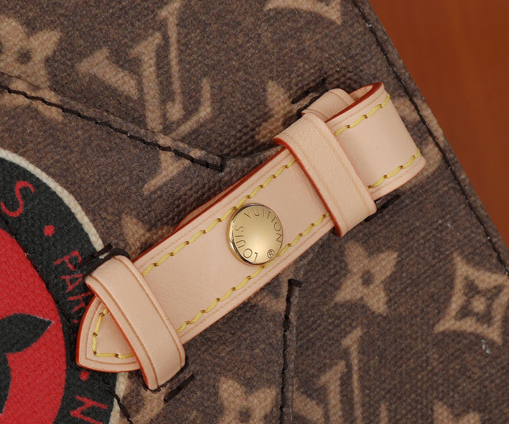 LV OnTheGo Voyage M47147 16.9 x 13 x 7.3 inches