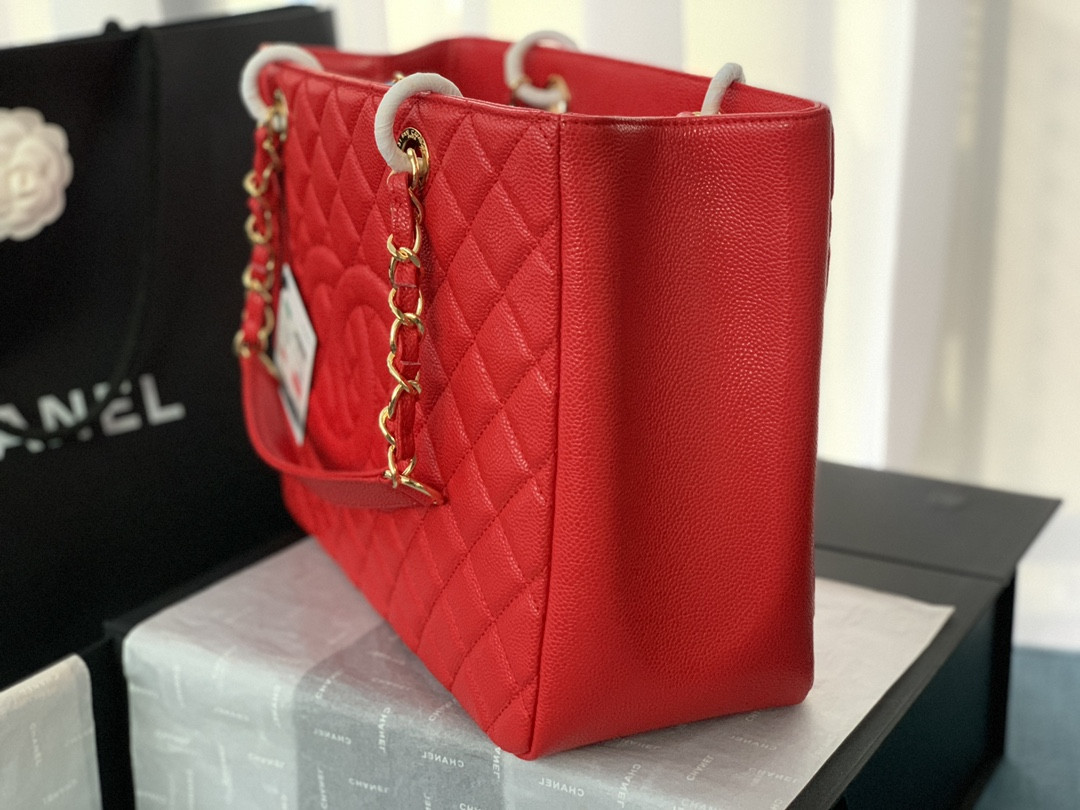 Ch*el gst caviar leather hardware 24x33x13cm