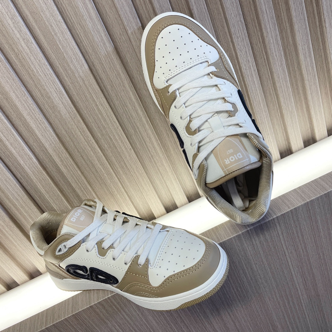 ua D*or b57 low-top sneaker beige and white