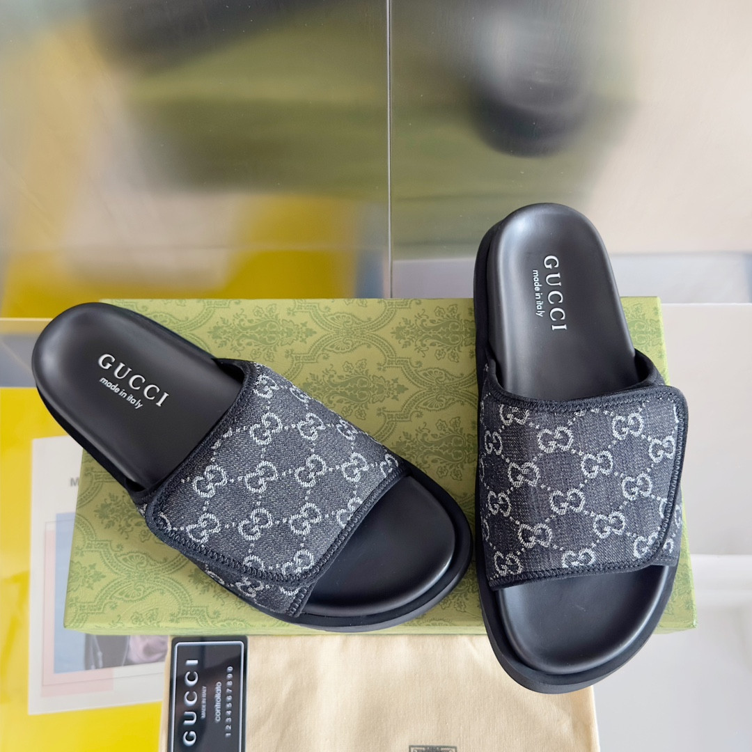 ua G*u*i gg slide sandal