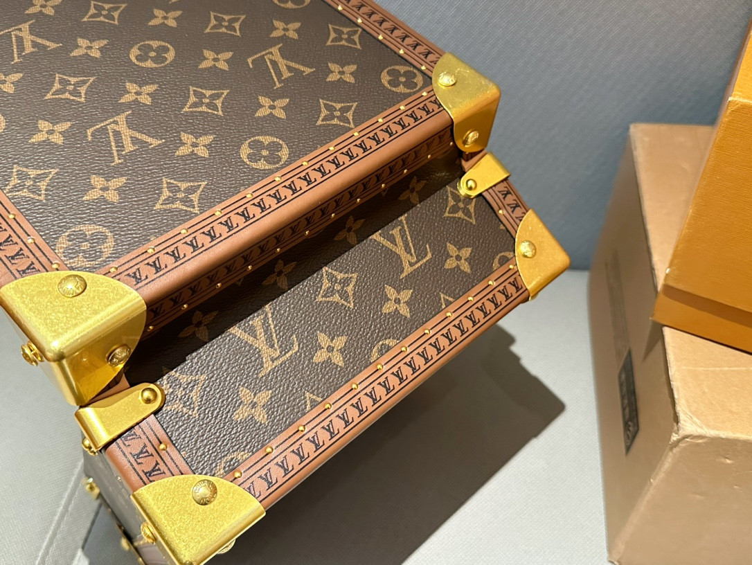 LV M13513 Jewelry Box 9.4 x 4.9 x 9.4 inches