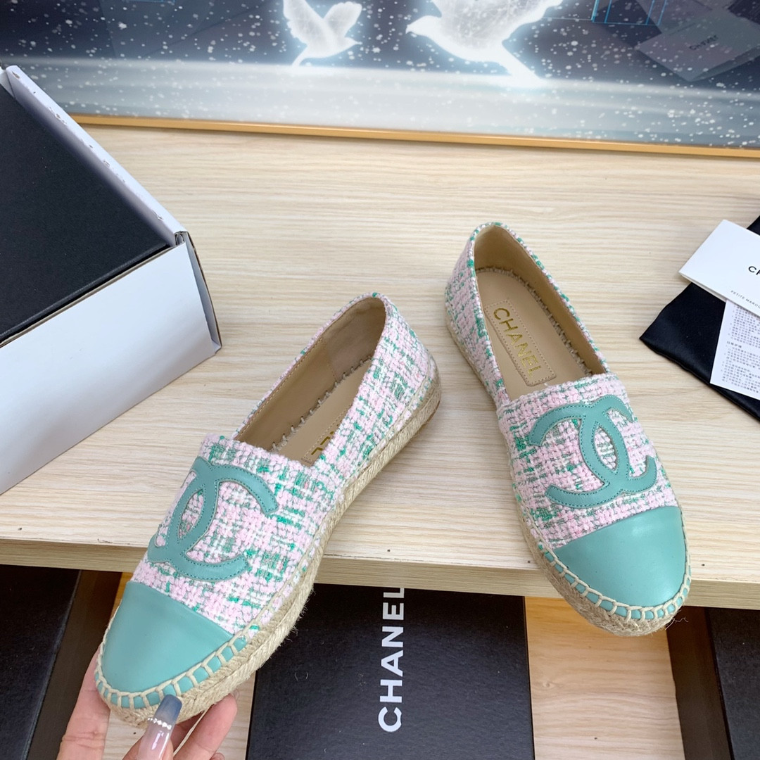 ua Ch*el espadrilles