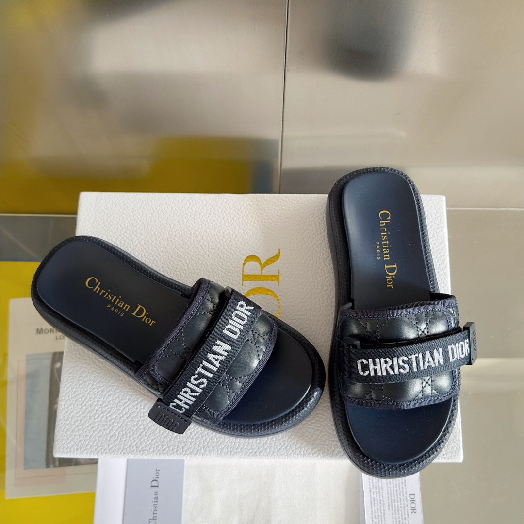 ua D*oriviera dio(r)evolution slide deep blue