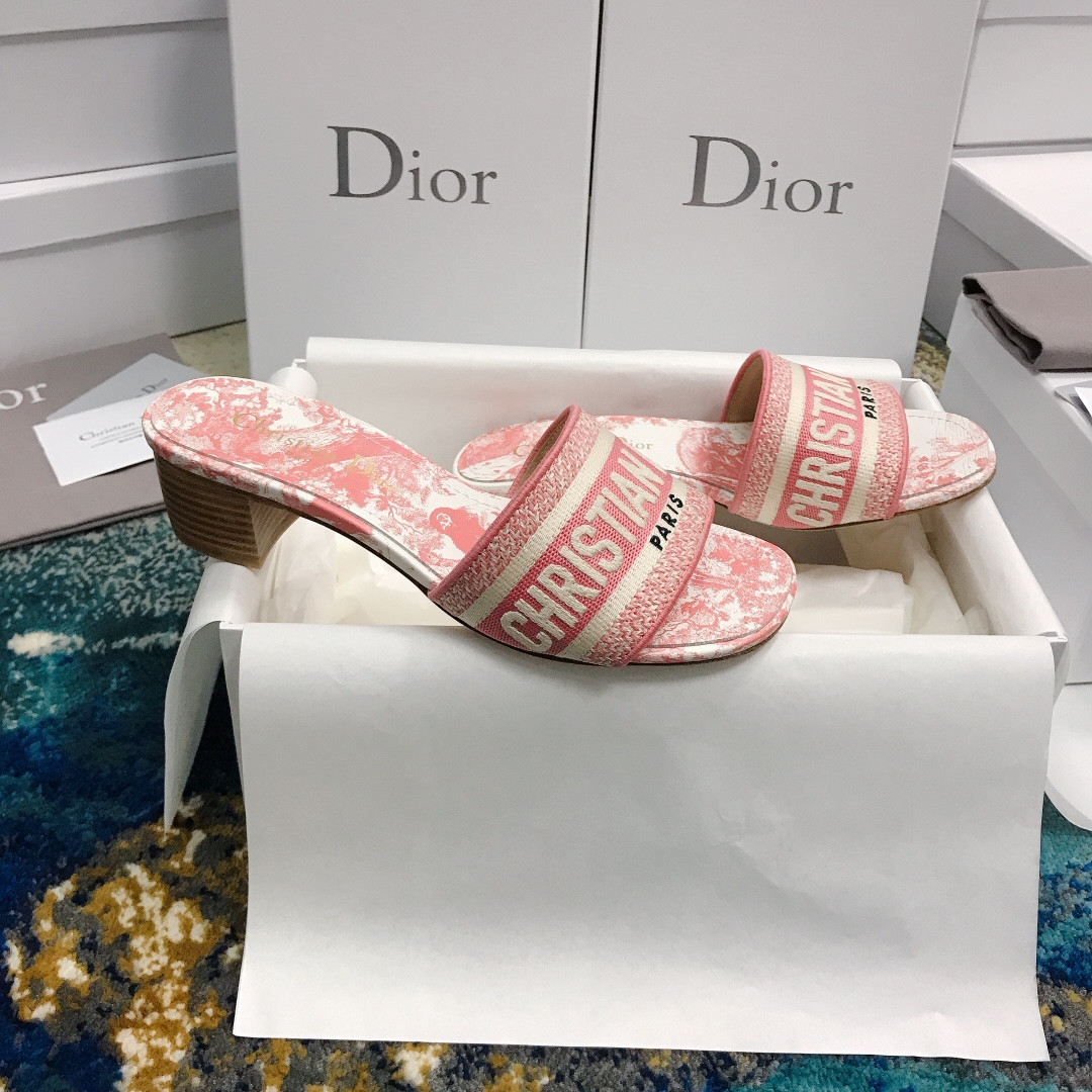ua D*or dway heeled slide