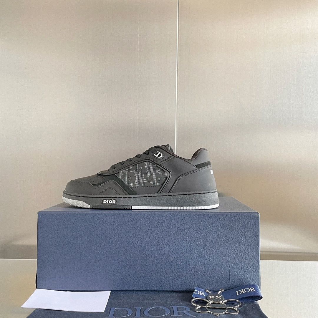 ua D*or b27 sneaker