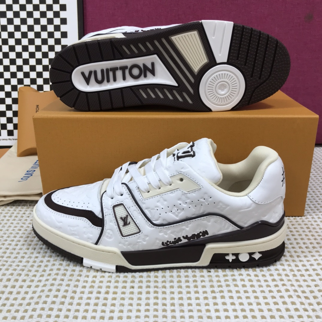 UA LV Trainer Sneaker